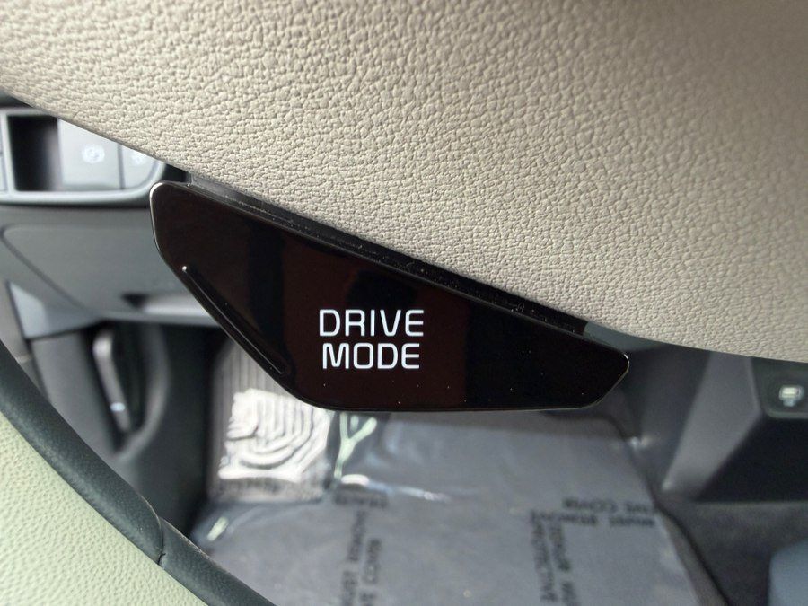 Used 2024 Kia EV6 Wind w/ Wind Technology Package RWD image 16