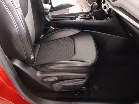 Used 2024 Jeep Compass Latitude image 12