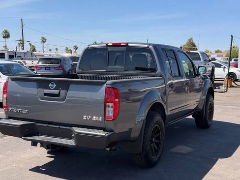 Used 2019 Nissan Frontier SV AWD/4WD image 9