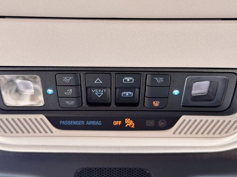 Used 2025 Ford Expedition Platinum AWD/4WD image 64