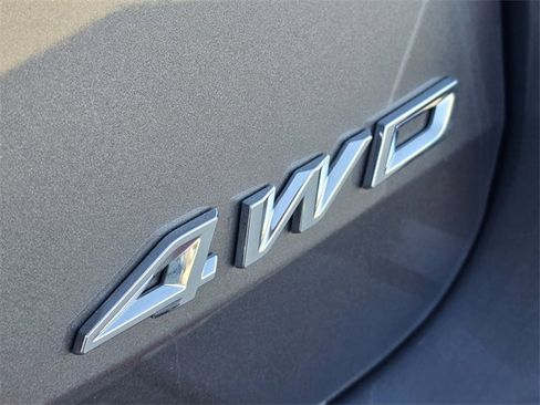 Used 2025 Ford Explorer ST-Line w/ ST-Line Street Pack image 9