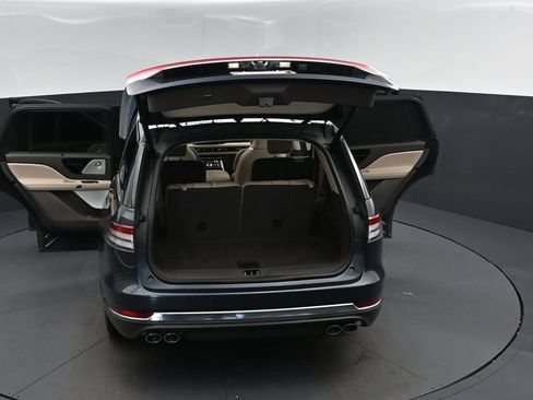 Used 2022 Lincoln Aviator Reserve w/ Equipment Group 201A RWD image 49