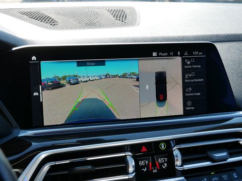 Used 2019 BMW X5 xDrive50i w/ M Sport Package image 29