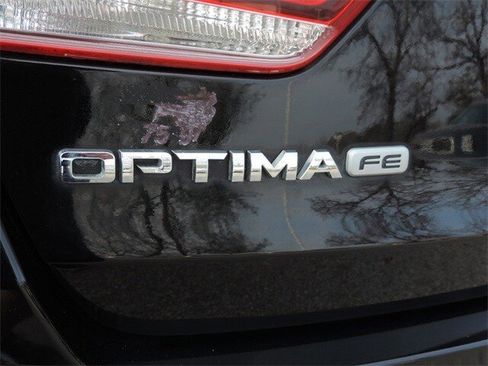 Used 2020 Kia Optima LX image 16