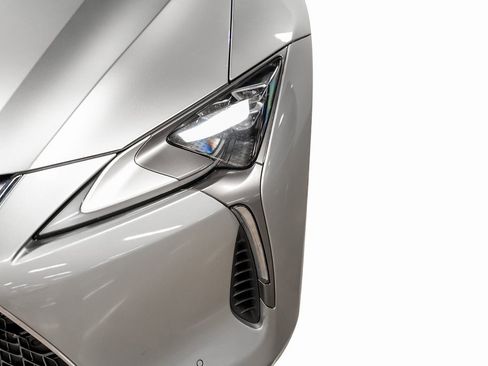 Used 2018 Lexus LC 500 Coupe image 4