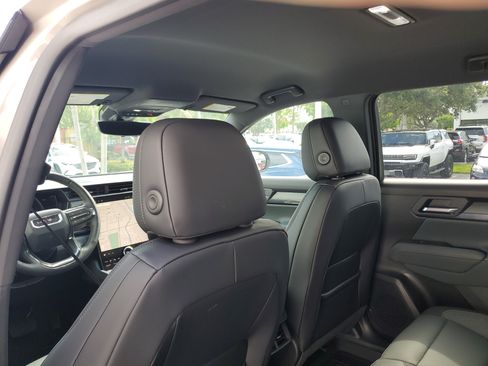 New 2026 GMC Terrain AT4 w/ Convenience Package III AWD/4WD image 14