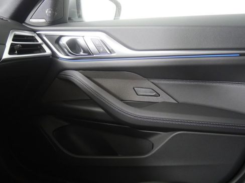 New 2026 BMW i4 eDrive40 image 25