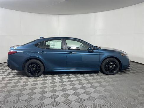 New 2026 Toyota Camry SE w/ Convenience Package AWD/4WD image 8