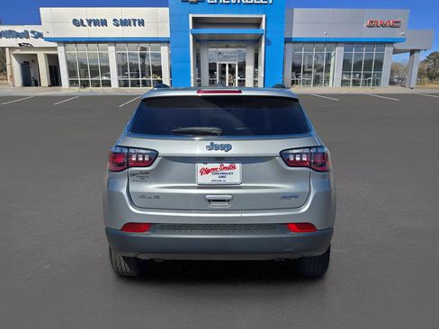 Used 2023 Jeep Compass Latitude w/ Convenience Group image 8