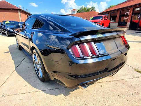 Used 2016 Ford Mustang V6 Coupe image 6