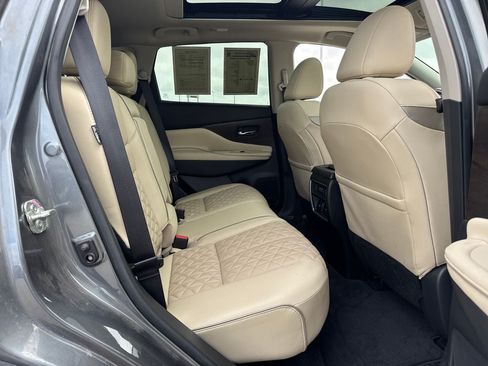 Used 2020 Nissan Murano Platinum w/ Cargo Package FWD image 13