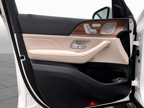 Certified 2025 Mercedes-Benz GLE 450e 4MATIC image 22