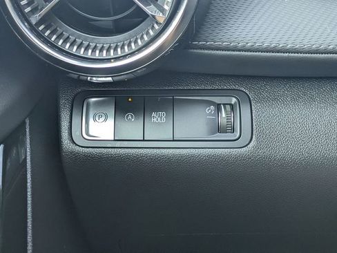 Used 2025 Chevrolet Equinox LT FWD image 22