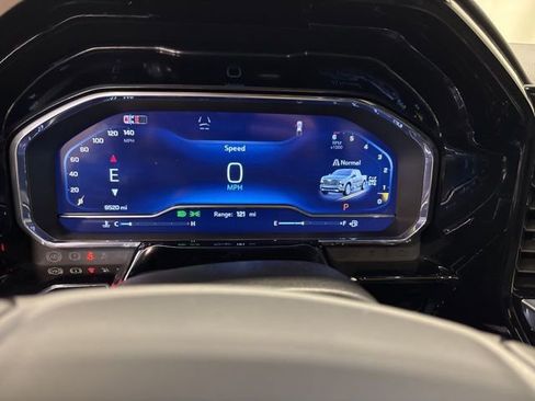 Used 2024 Chevrolet Silverado 1500 High Country w/ Midnight Edition image 37