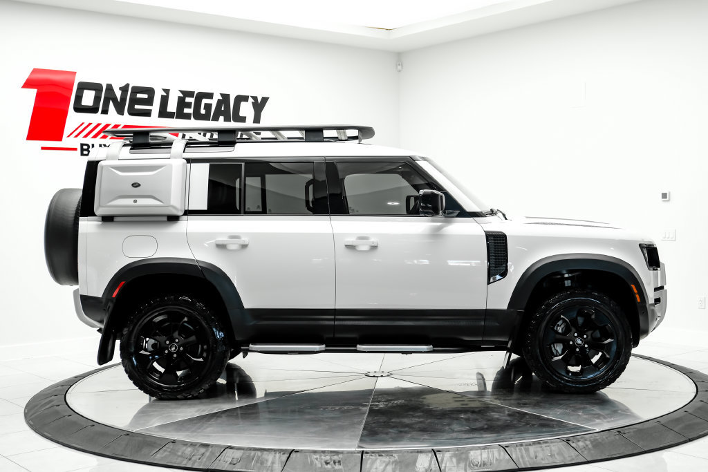 Used 2020 Land Rover Defender 110 SE AWD/4WD image 9
