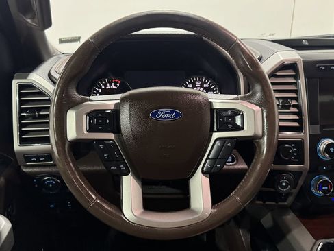 Used 2018 Ford F150 King Ranch w/ Equipment Group 601A Luxury AWD/4WD image 5