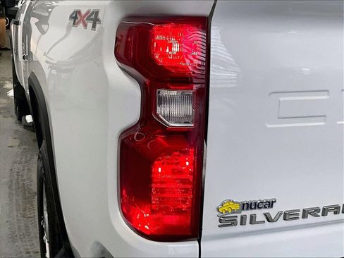 Used 2024 Chevrolet Silverado 3500 W/T w/ WT Safety Package image 30