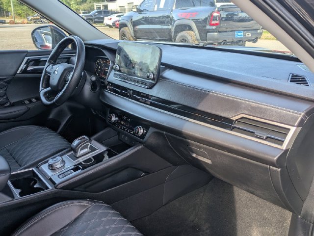 Used 2024 Mitsubishi Outlander SEL FWD image 28