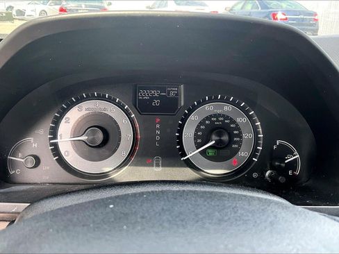 Used 2021 Chrysler Pacifica Touring-L FWD image 19