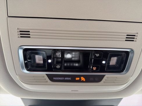 New 2026 Lincoln Nautilus Premier image 32