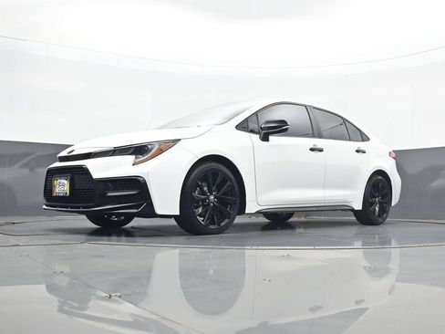 Used 2022 Toyota Corolla SE FWD image 21