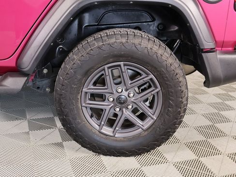 Used 2024 Jeep Wrangler Sport S image 18