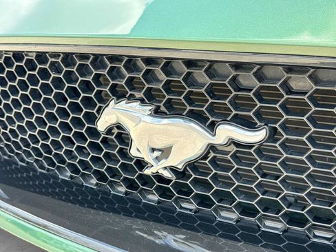 Used 2022 Ford Mustang GT w/ GT Performance Package RWD image 11