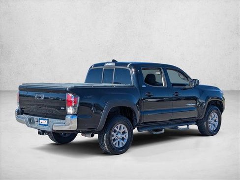 Used 2016 Toyota Tacoma SR5 image 5