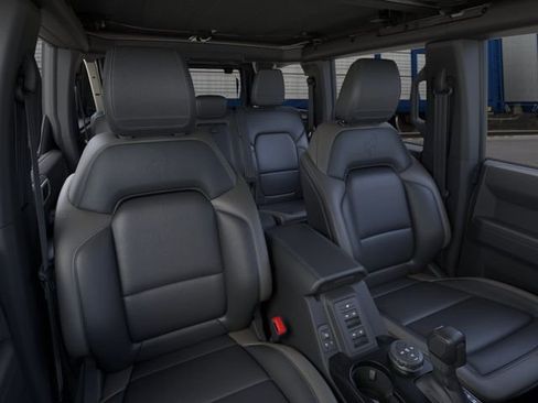 New 2026 Ford Bronco Outer Banks AWD/4WD image 3