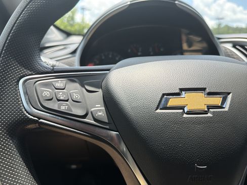 Used 2025 Chevrolet Malibu LT FWD image 10