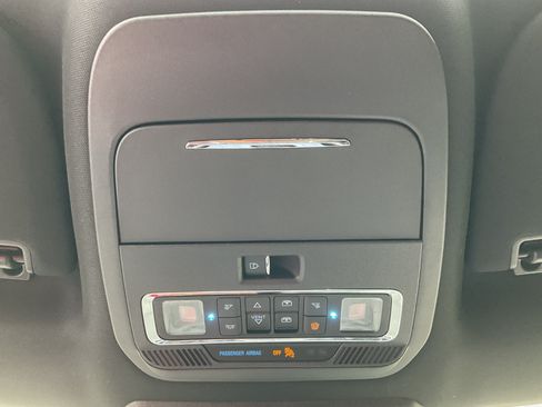 Used 2021 Ford F150 Lariat w/ Equipment Group 502A High AWD/4WD image 38