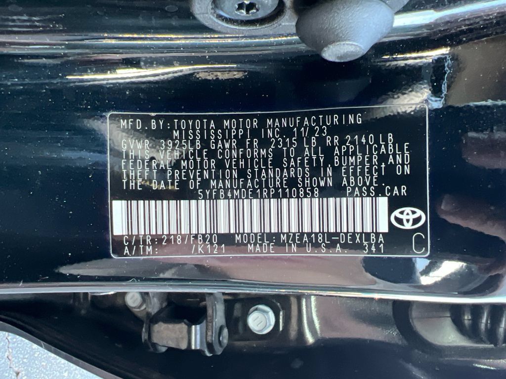 Used 2024 Toyota Corolla LE FWD image 30