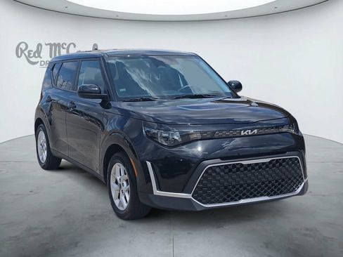Used 2025 Kia Soul LX w/ LX Technology Package FWD image 7
