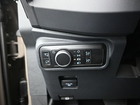 New 2025 Ford Bronco Badlands image 11