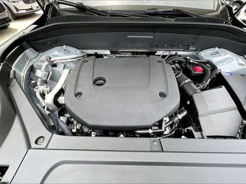 New 2026 Volvo XC90 B6 Ultra w/ Protection Package image 24