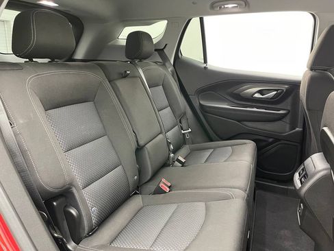 Used 2023 GMC Terrain SLE FWD image 32