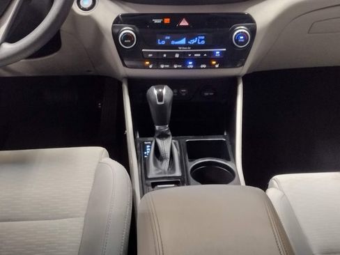 Used 2020 Hyundai Tucson SEL FWD image 34