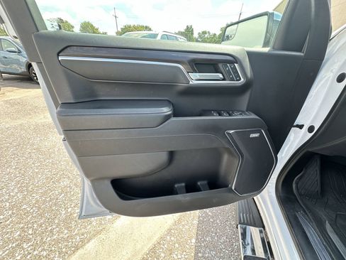 Used 2023 GMC Sierra 1500 SLT w/ SLT Premium Package AWD/4WD image 22