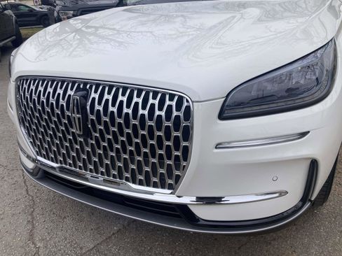 New 2026 Lincoln Corsair Premiere image 10