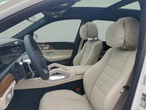 Certified 2026 Mercedes-Benz GLS 580 4MATIC image 26