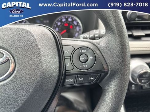 Used 2019 Toyota RAV4 XLE image 23