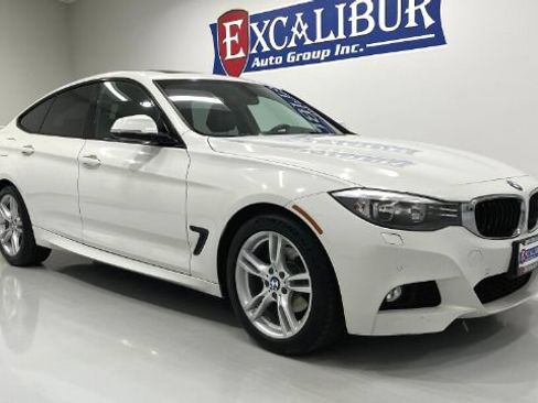 Used 2016 BMW 328i Gran Turismo xDrive AWD/4WD image 2