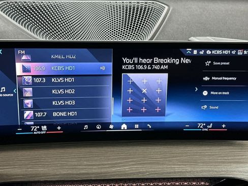 New 2026 BMW 330i Sedan w/ Premium Package image 17