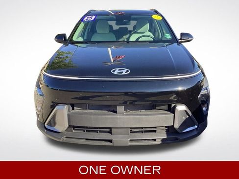 Used 2025 Hyundai Kona SEL FWD image 3