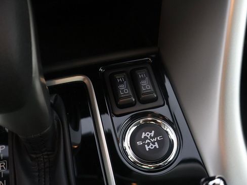 New 2025 Mitsubishi Eclipse Cross LE image 41