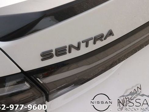 New 2026 Nissan Sentra SR FWD image 9