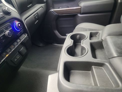 Used 2021 Chevrolet Silverado 1500 LT image 26