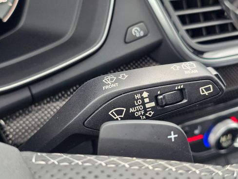 Certified 2025 Audi SQ5 Premium Plus w/ Premium Plus Package AWD/4WD image 43