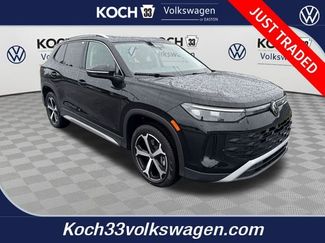 Used 2025 Volkswagen Tiguan SE AWD/4WD 360° Tour