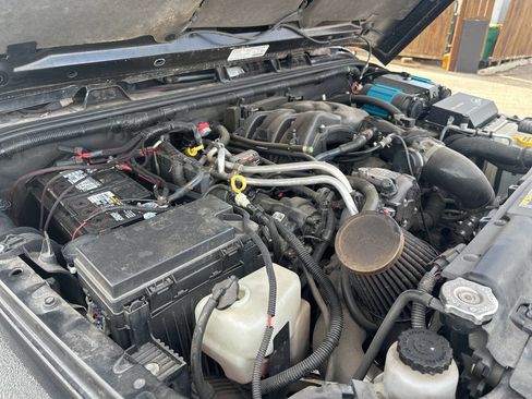 Used 2013 Jeep Wrangler Unlimited Rubicon image 28